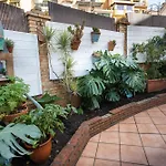 Naim Guest House Malaga Centro